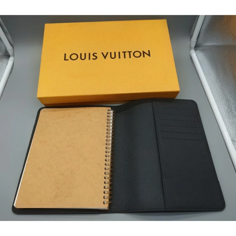 Louis Vuitton Damier Graphite Notebook Cover [GNH017549]